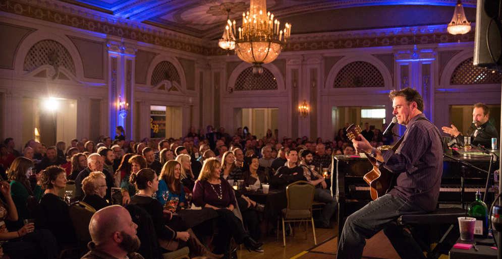 deuces wild dueling pianos corporate image