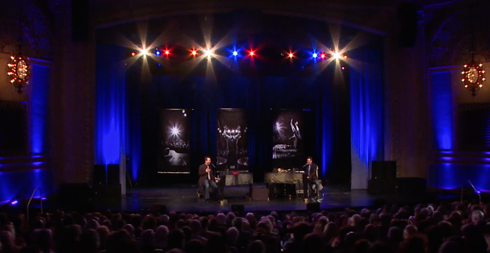 deuces wild dueling pianos theater image