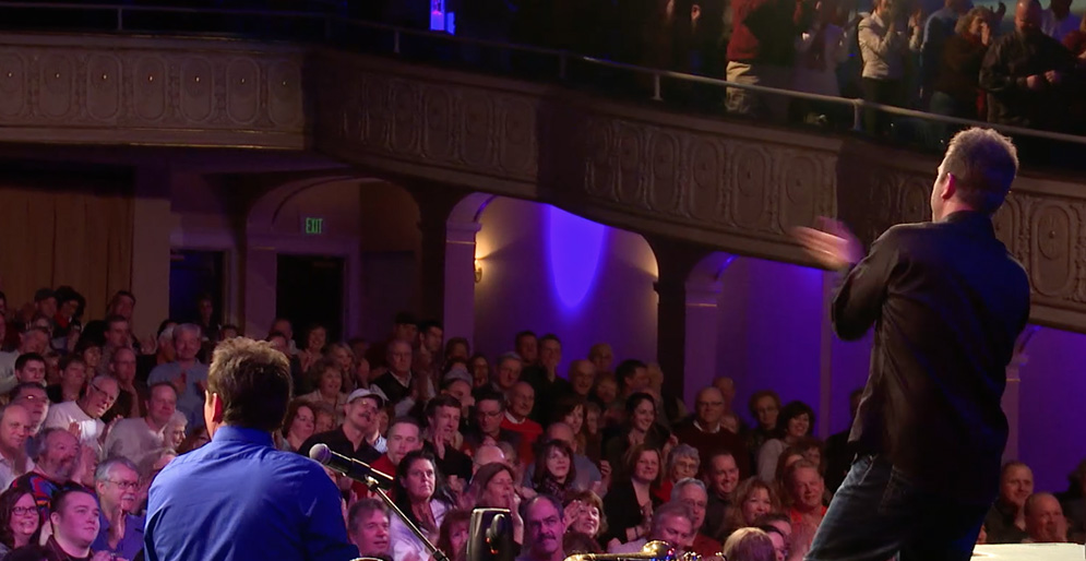 deuces wild dueling pianos theater image
